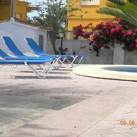 Вилла En Les Rotes/las Rotas, Piscina Дения